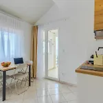 Lemar Apartman *