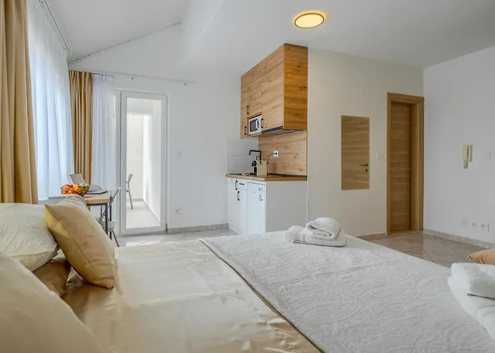 Lemar Apartman Baska Voda